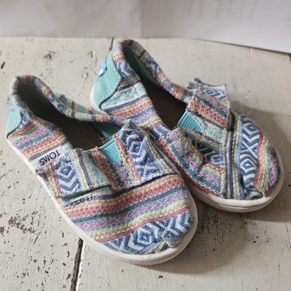 Toddler Toms